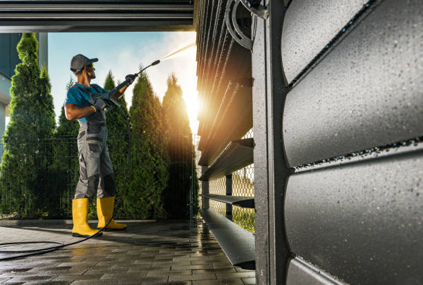 Best Pool Deck Cleaning in El Paso, IL